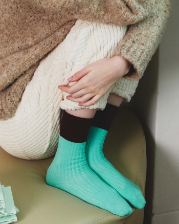 I Hate Monday X HIDDEN FOREST MARKET Candy Point Socks Mint Brown